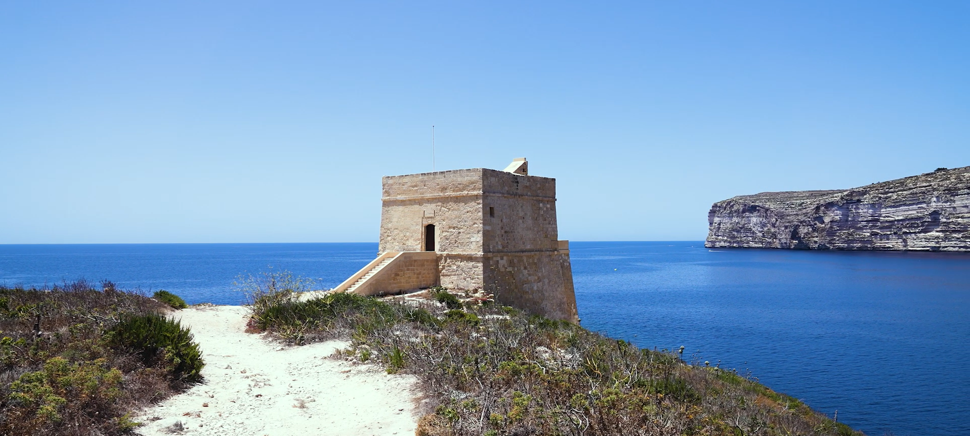 Xlendi Tower